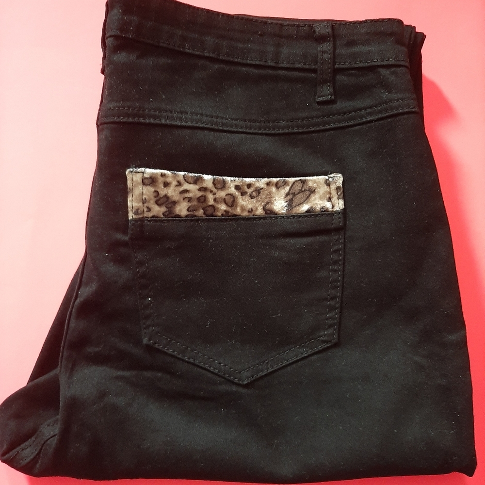 Jeanbay Premium Sz 14W Black with Animal Print (velvet)